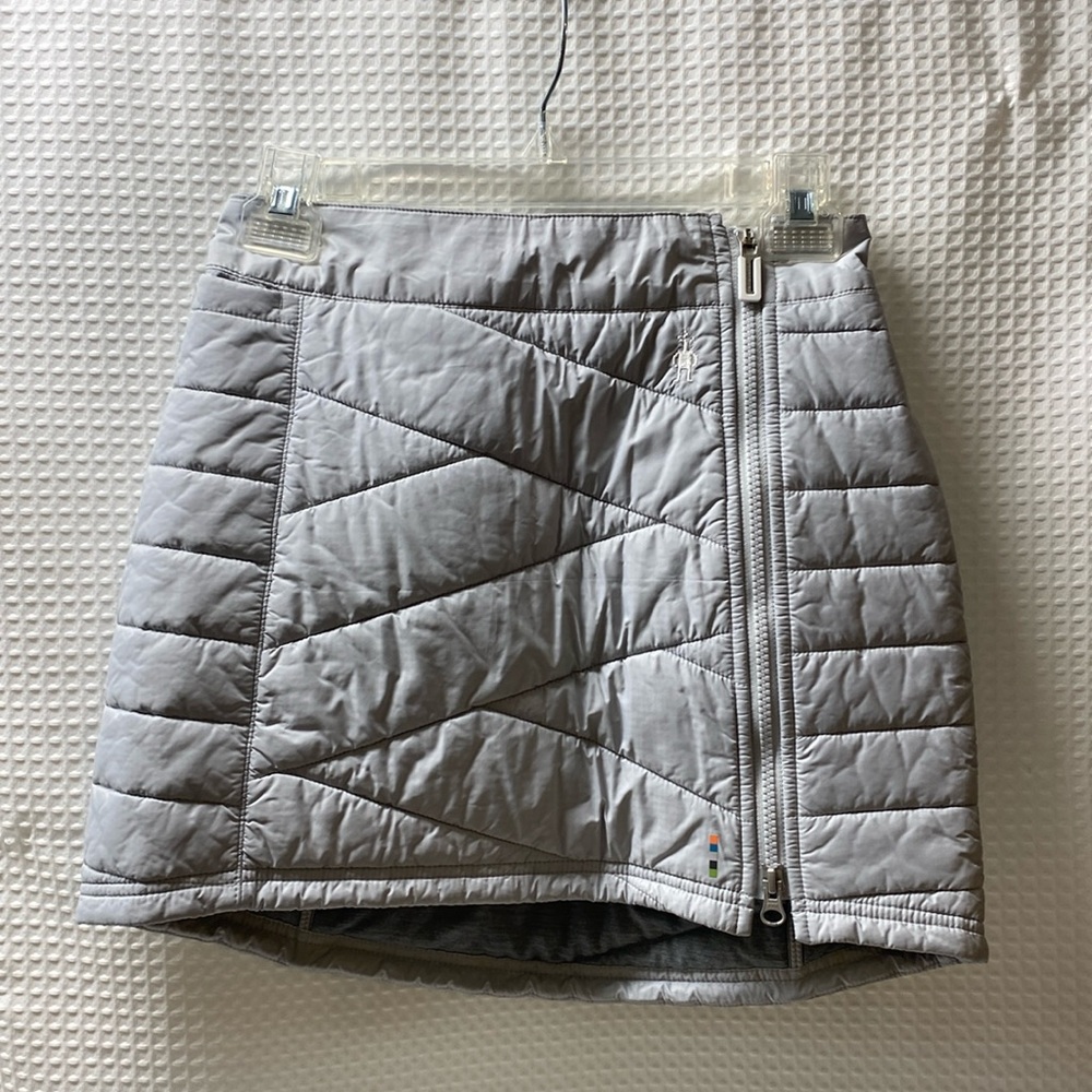 Smartwool Smartloft Zip Skirt. Size Small. EUC